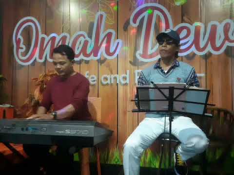 KUCOBA HIDUP SENDIRI    by Pak TAFIF Jebolan juara karaoke Thn 2013