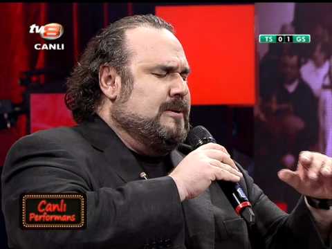 Hakan Aysev & Kubat - La Donna E Mobile { İnce İnce } 11.12.2011