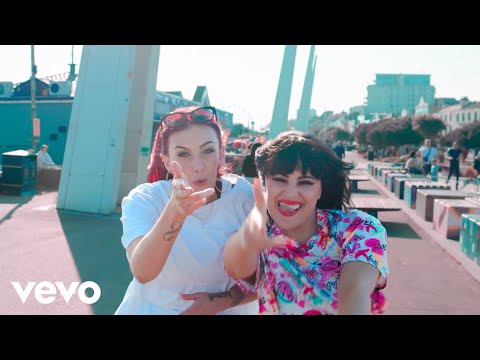 Charlotte Devaney, Leanne Louise - Dont Let Me Leave (Official Music Video)