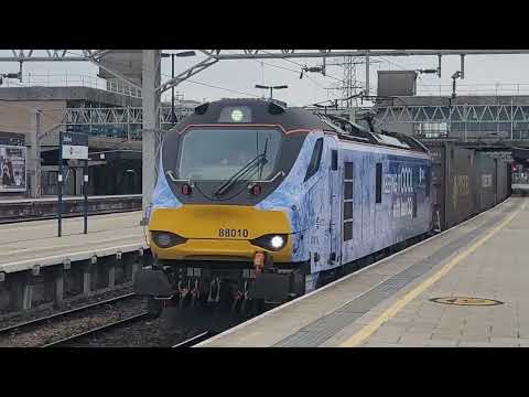 4S44 - DRS88s - 88010 in NEW colours on the Russell Freight to Mossend Down Yard
