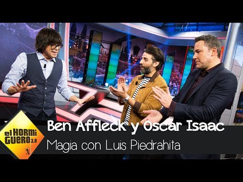 Ben Affleck y Oscar Isaac se sorprenden con la magia de Luis Piedrahita - El Hormiguero 3.0