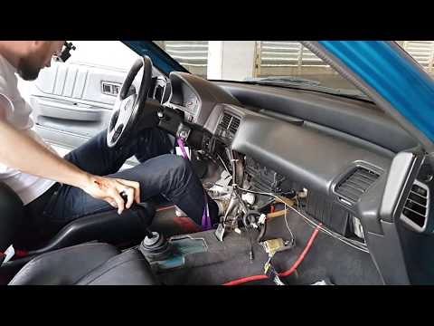 CRX - Interior - Console removal - Part 2 (Cam)