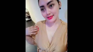 Download lagu Mela berbie story #07 #shorts #melaberbie #artisdangdut #seksi #tiktokhits #hot mp3