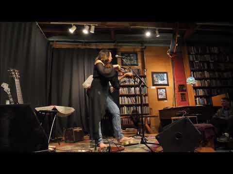 Dance the Thistle Down-Mean Mary