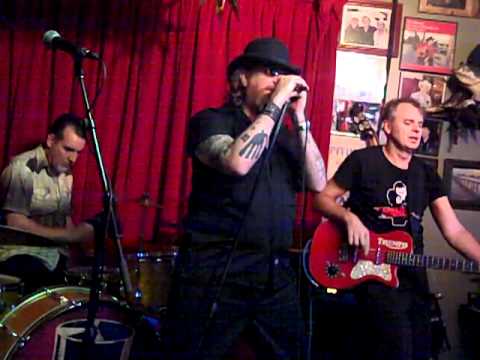 Charlie Terrell & The Murdered Johns - Straight Shooter On A Crooked Road - Evangeline Cafe - Austin
