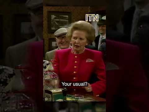 Margaret Thatcher in the Rovers Return (1990)