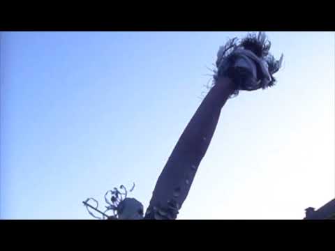 Fantasy creatures riding giant birds / Stilt performance at Chassepierre festival of street arts