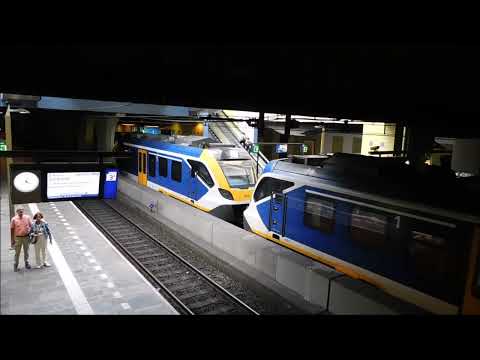 Trains & Metro at ROTTERDAM BLAAK