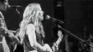 Sheryl Crow - Out Of Our Heads(Music Video Clip)