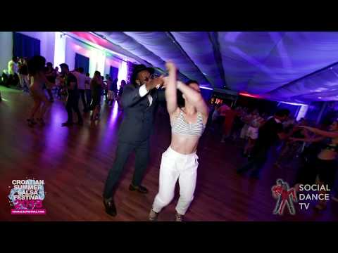 Yoandy Villaurrutia & Olga - Salsa social dancing | Croatian Summer Salsa Festival, Rovinj 2018