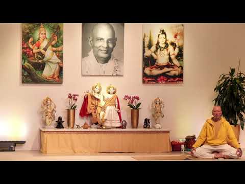 Yogastunde "Umkehrstellungen" mit Kaliprem - Yoga Vidya Ashram Live - 16:15 Uhr 10.01.2022