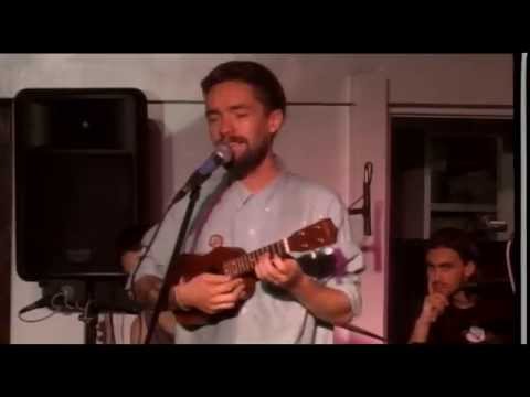 this machine kills zombies - winnie the pooh / ???