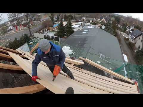 Live vom Schieferdach in Bad Lausick - Schalung nageln