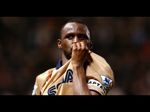 Patrick Vieira conquered old Trafford, dethroned and won the title vs Manchester United 2001/2002