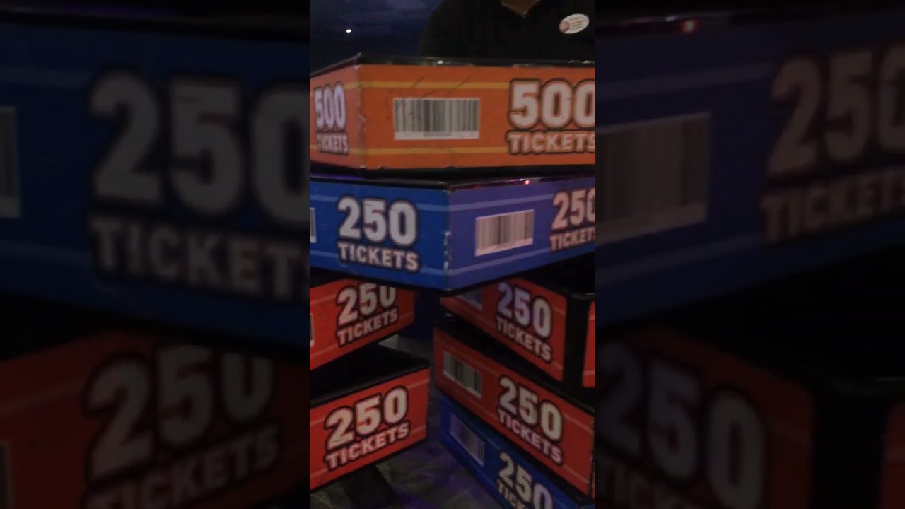 Went to Dave and Busters and got lucky 🎲🎰