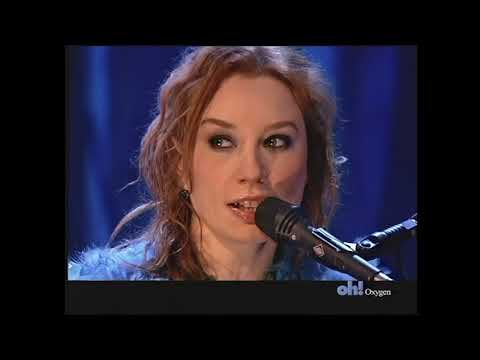 Tori Amos Live - Oxygen Custom Concert 2003 - 1080 60FPS Upscale