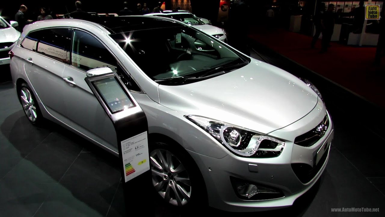 2013 Hyundai i40 CRDi Sport Wagon - Exterior and Interior Walkaround - 2012 Paris Auto Show