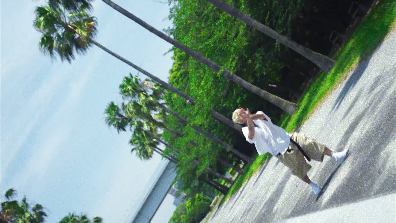 YDIZZY - iPhoneの音 ft. ピーナッツくん　(Prod. nerdwitchkomugichan)