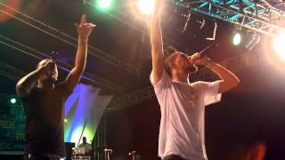 Olamide & Phyno Perform 'Dope Money' Live
