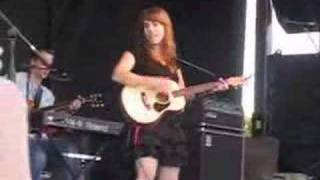 Serena Ryder - Just Another Day / Live at Beachfest 2007