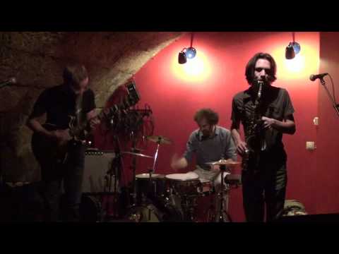 Vasko Atanasovski Trio - Magy Rogy.mp4