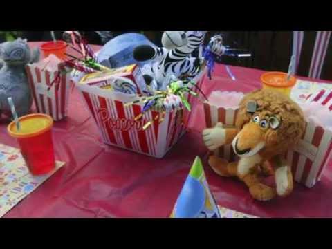 download lagu mp3 mp4 Circus Party Menu, download lagu Circus Party Menu gratis, unduh video klip Circus Party Menu