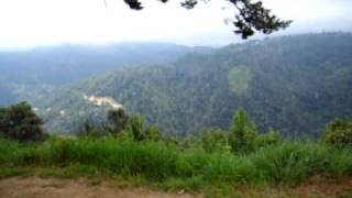 preview picture of video 'Barranca y cascada en Zacatlan de las Manzanas, Puebla, Mèxico.'