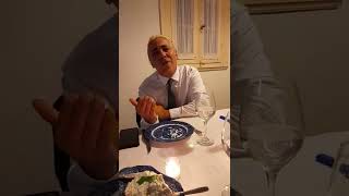 Cristian Castro cantando &#39;Gotas de fuego&#39; en una cena con amigos (Uruguay, Abril 2022)
