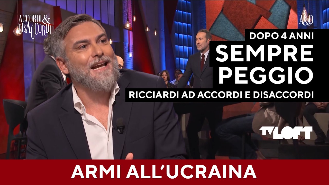 Ricciardi contro Renzi: "Dice che regaliamo il Paese a Meloni? A consegnarglielo è stato lui"
