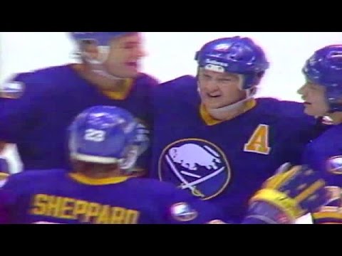 Phil Housley Career Highlights