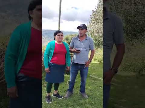 Erla Perez Dávila y Lino Diaz, cantan una pechada, desde Tauripampa, Lajas, Chota, Cajamarca