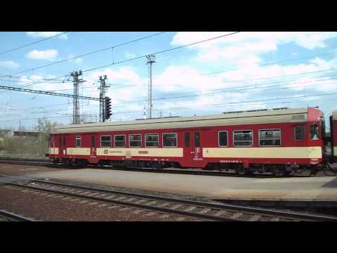 Odjezd vlaku R 1130 (ČD 843.031, zpoždění 6 min) - Ostrava-Svinov, 27. 4. 2013