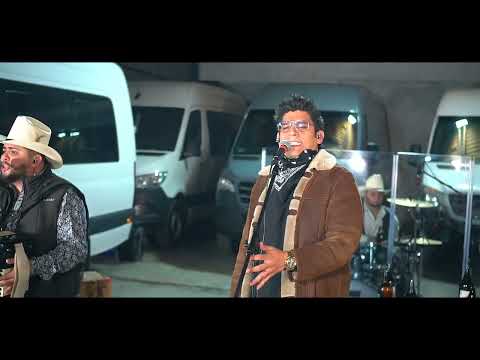 Alineando Cabrones - Elías Medina & Akilatados (Corridos y Caguamas)