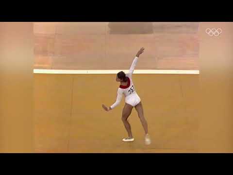 AA 1972 Olympics   Ludmila Tourischeva URS FX 9 90