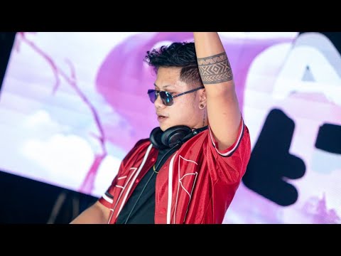 ADIEH FLOWZ LIVE @ NEON BRASERRY 2023