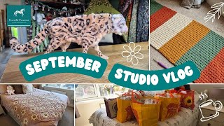 SEPTEMBER STUDIO VLOG #56 // Italy, Snow Leopard, daisy blanket, mushrooms and more.....🍄🍄🍄