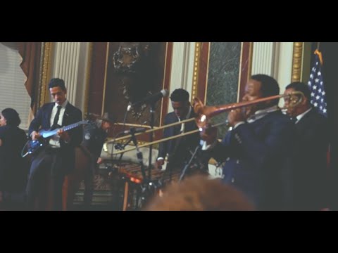 Mauro Castillo - Rebelión (Salsa Marimba at the White House) Video Oficial