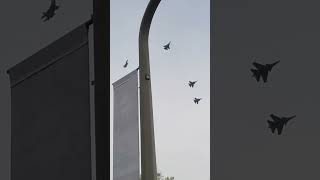 Download lagu Pesawat pejuang. #shorts  #merdeka  #pesawat. #jet  #putrajaya mp3