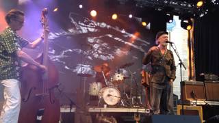 Dumari & Spuget (Tuomari Nurmio): Dumari (live). Rotuaari Piknik 2014 -festivaali, Oulu