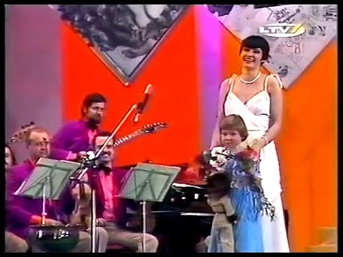 AIJA KUKULE. DĀVĀJA MĀRIŅA MEITIŅAI MŪŽIŅU.