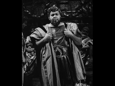 Ezio Flagello sings "O tu Palermo"