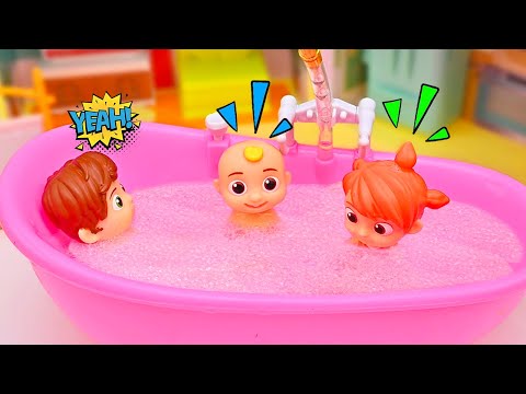 Cocomelon Friends play football and take bath + More | Fun Kids' Story