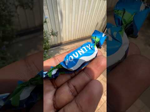 Bounty miniature coconut chocolate / bounty chocolate / #shorts