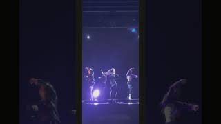 Calling (Run To You)/ I-LAND