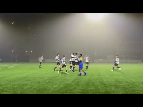 De winnende 0-1 van Neptunus-Schiebroek O23 mix bij VV Hillegersberg