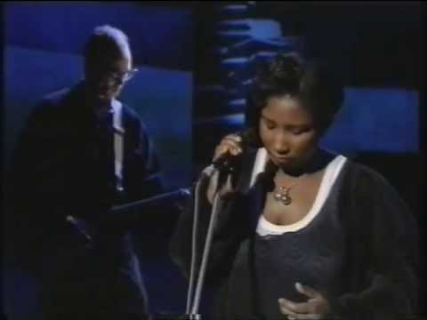 Leonard Cohen - Shara Nelson - Later with Jooles Holland 1993