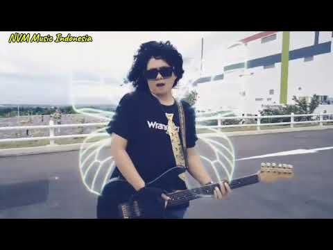 Menghapus Bayangmu - Dhewo Mahendra (Official Video)