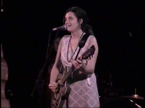Holly Golightly - LIVE - Magic Bag, Ferndale MICHIGAN -  2005