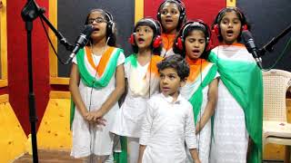 Aao Bachho Tumhe Dikhaye - YouTube