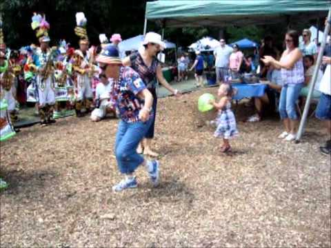 QCSB   Magnolia   Annie From 2nd Street  7 4 2012